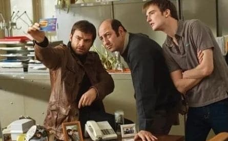 Служить и защищать кадры Служить и защищать кадры