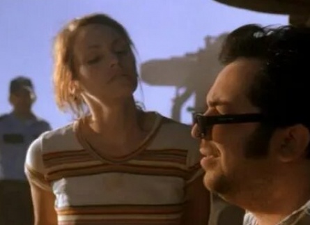 Смертоносный рой кадры Смертоносный рой кадры