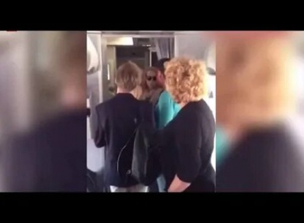 Собчак задержала авиарейс кадры