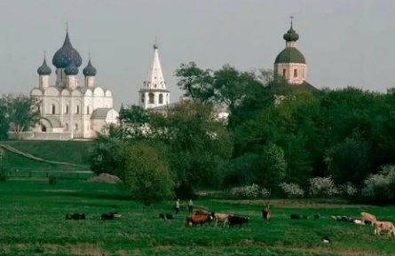 Современный отдых в древнем Суздале кадры Современный отдых в древнем Суздале кадры
