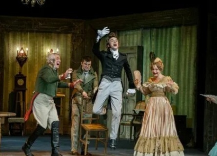 Спектакль Ревизор кадры