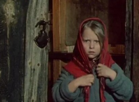 Стальное колечко кадры