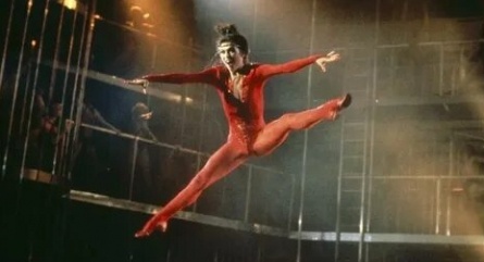 Staying Alive кадры Staying Alive кадры
