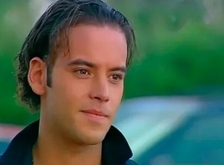 Стол на троих кадры Стол на троих кадры