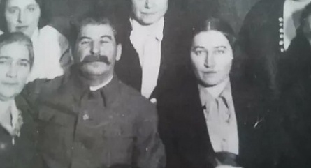 Судьба жены Молотова: история Нарка СССР Полины Жемчужиной и ее настоящее имя, скрывавшееся за маской власти кадры