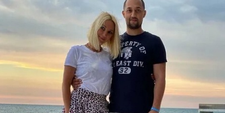 Сын Кудрявцевой в тени своей мамочки кадры Сын Кудрявцевой в тени своей мамочки кадры