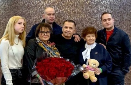 Сына Николая Расторгуева ограбили кадры