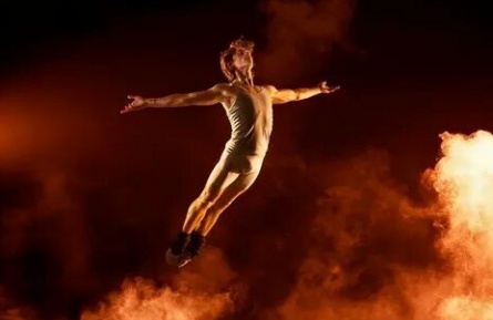 Танцовщики кадры