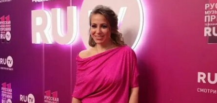 Телеведущая Юлия Барановская объявила о желании своего коллеги Александра Гордона жениться кадры