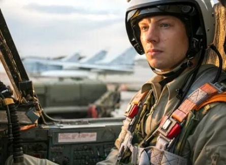 Траволта прибудет в Москву на самолете в качестве пилота кадры