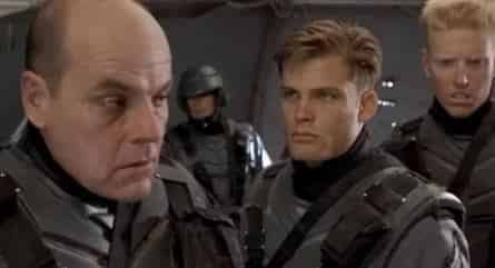 Тревожные небеса кадры