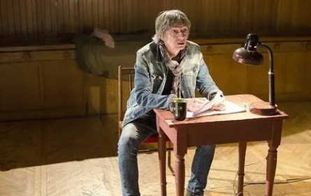 Три счастливых женщины кадры Три счастливых женщины кадры