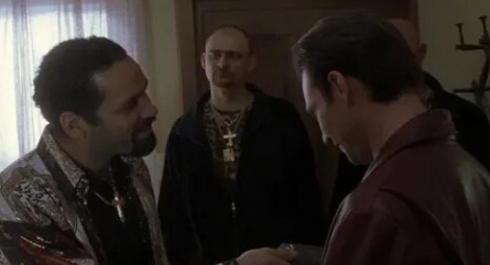 Трудные деньги кадры