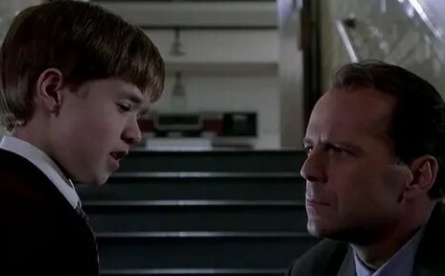 У моего ребенка шестое чувство кадры