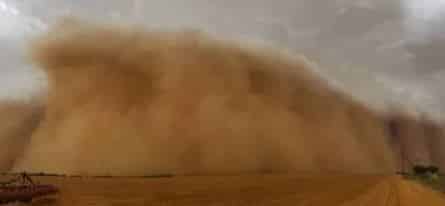 Ураган в пустыне кадры