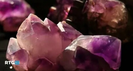 Уральские самоцветы кадры Уральские самоцветы кадры