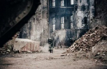 В любви и войне кадры