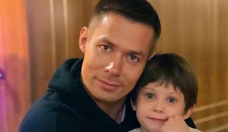 В отношении напавшей на сына Стаса Пьехи женщины возбуждено уголовное дело кадры В отношении напавшей на сына Стаса Пьехи женщины возбуждено уголовное дело кадры