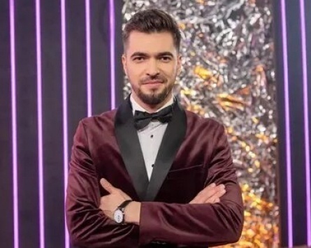 Секреты личной жизни Вячеслава Макарова - ведущего шоу Маска на НТВ: узнайте интересные факты кадры