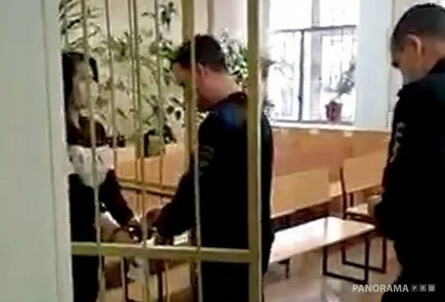 Вина Суд развеет хичкоковское Подозрение кадры
