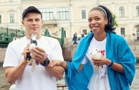 Влюбленная пара Дома 2 Либерж Кпадону и Иван Барзиков выдвинули друг другу условия кадры