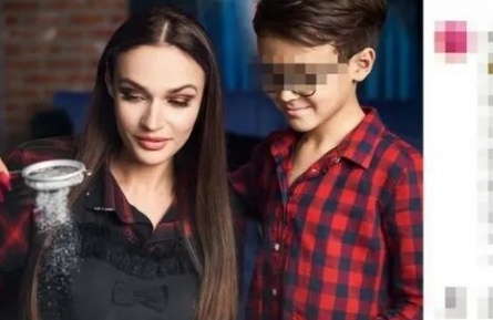 Водонаева сама родила сына Богдана кадры