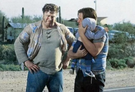 Воспитание Аризоны кадры