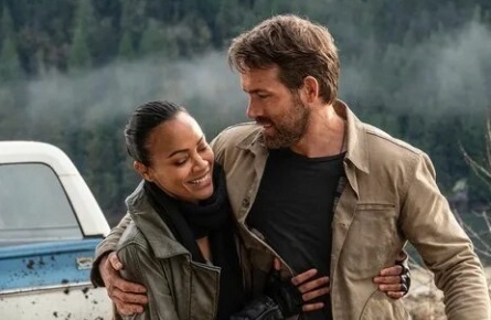 Божественные силы на экране: 5 фильмов, где герои обретают невероятные способности кадры