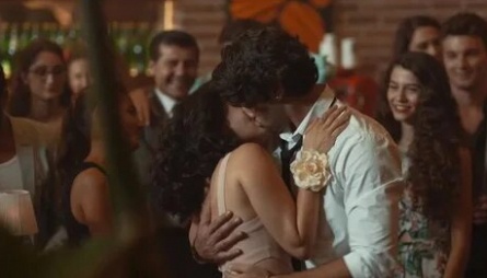 Всё из-за любви кадры