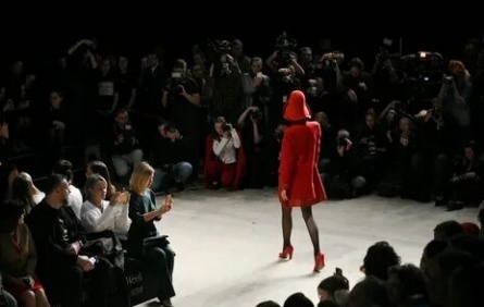 Вячеслав Зайцев открыл модный показ MBFW кадры Вячеслав Зайцев открыл модный показ MBFW кадры