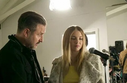 Высокое напряжение кадры