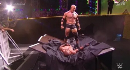 WWE Crown Jewel кадры WWE Crown Jewel кадры