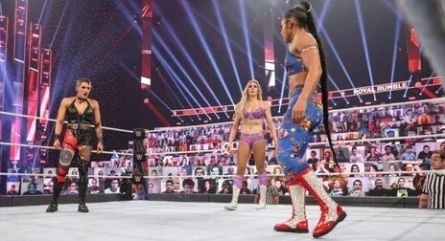 WWE Величайшая королевская битва кадры WWE Величайшая королевская битва кадры