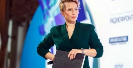 Яна Чурикова стала законной женой кадры Яна Чурикова стала законной женой кадры