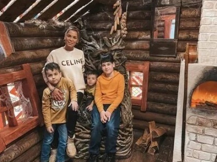Юлия Колесниченко и Тигран Салибеков стали родителями кадры