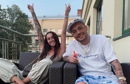 Активный поиск замены: жена Гуфа противопоставляется рэперу, поглощенному запретными наркотиками кадры