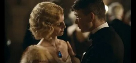 Не просто жены, а главные помощницы и опора Томаса Шелби: история сильных женщин в мире преступности кадры Не просто жены, а главные помощницы и опора Томаса Шелби: история сильных женщин в мире преступности кадры