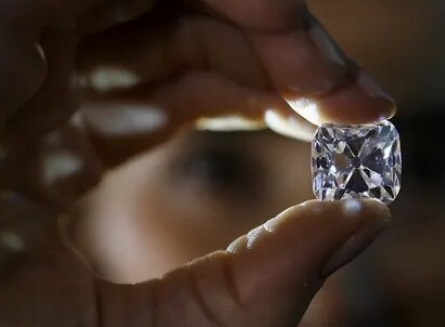 Женская логика. Бриллиант в двадцать каратов кадры