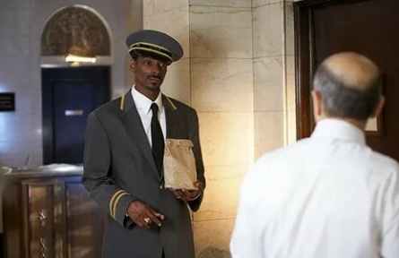 Золотая дверь кадры