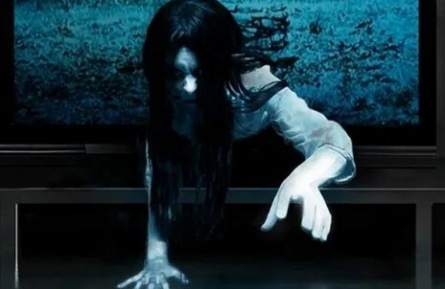 Сердце трепетит от ужаса: вспоминаем культовый фильм Звонок кадры