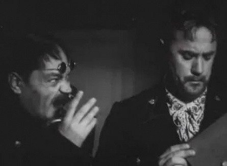 Звуки в футляре кадры