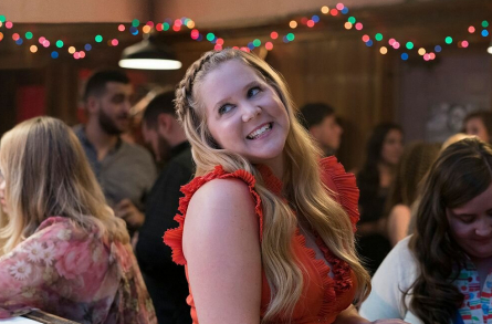 Смеяться до слез: Топ-10 комедий, которые поднимут настроение в любой день