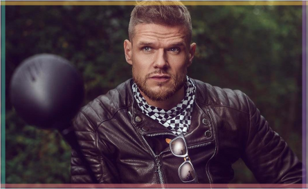 Три жены для одного красавца: история любви Владимира Яглыча