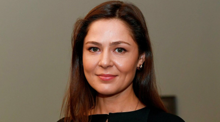 Елена Лядова: красота без детей в 41 год - секреты жизни звездной актрисы и жены Владимира Вдовиченкова
