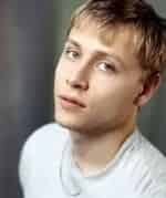 Академия смерти кадр из фильма