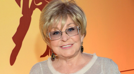 Секреты Ангелины Вовк: Почему она не родила детей и уходила от мужей? И кто тот загадочный мужчина, который на 25 лет моложе ведущей Песен года?