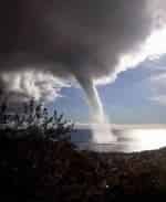 Атомный смерч кадр из фильма