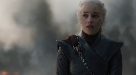 Безумная королева Дейенерис: откровения сериала и книг, которые потрясли мир Вестероса