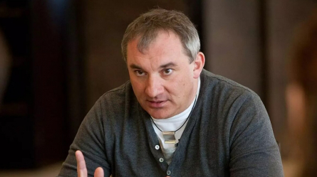 От любви до власти: Четыре брака Николая Фоменко с известной актрисой и пресс-секретарем Совета Федерации