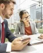 Деловые новости кадр из фильма